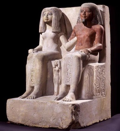 الحضن في الثقافة الفرعونية