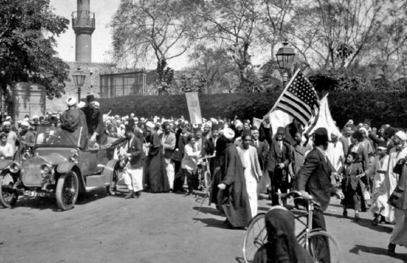 رفع العلم الأمريكي في ثورة 1919 م