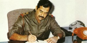 عن المصالح والكرة.. عن صدام والسكس الأفغاني